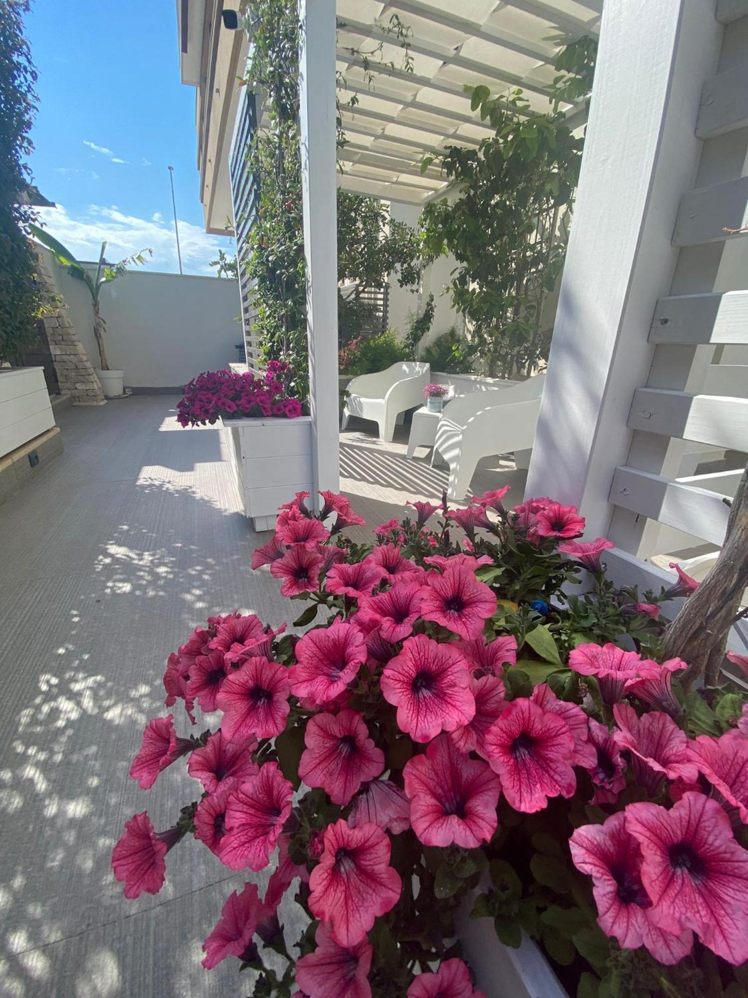 Home3 Bed Luxury Suite&Relax Bisceglie Esterno foto